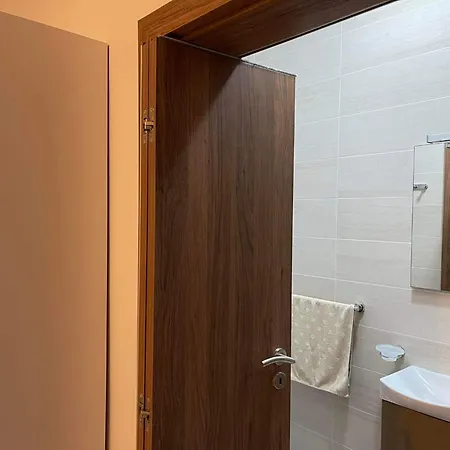 74 Temple Point 3 Bedroom Apt Apartment