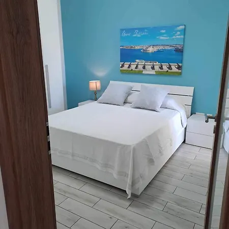 74 Temple Point 3 Bedroom Apt Appartement *