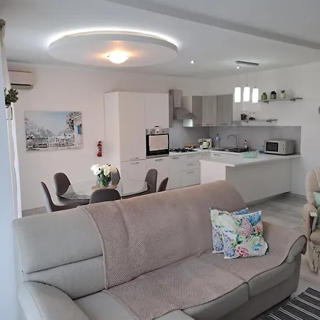 Apartment 74 Temple Point 3 Bedroom Apt Marsaxlokk